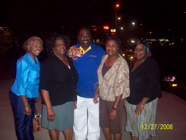 Sisters & Brother - Lillie Fitzgerald, Ruby James, Edward Rivers, Leola Daniels & Betty Sibley